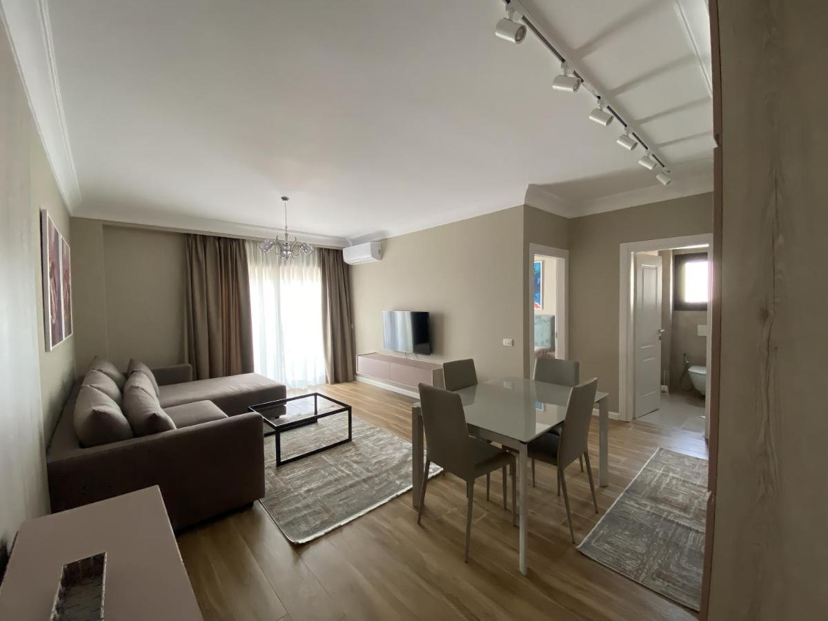 Blissful Apartments Sarandë Exteriör bild