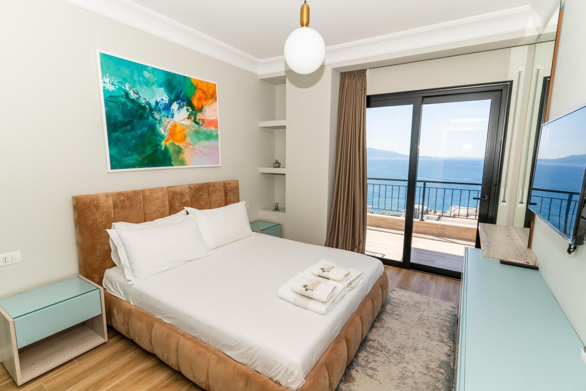 Blissful Apartments Sarandë Exteriör bild
