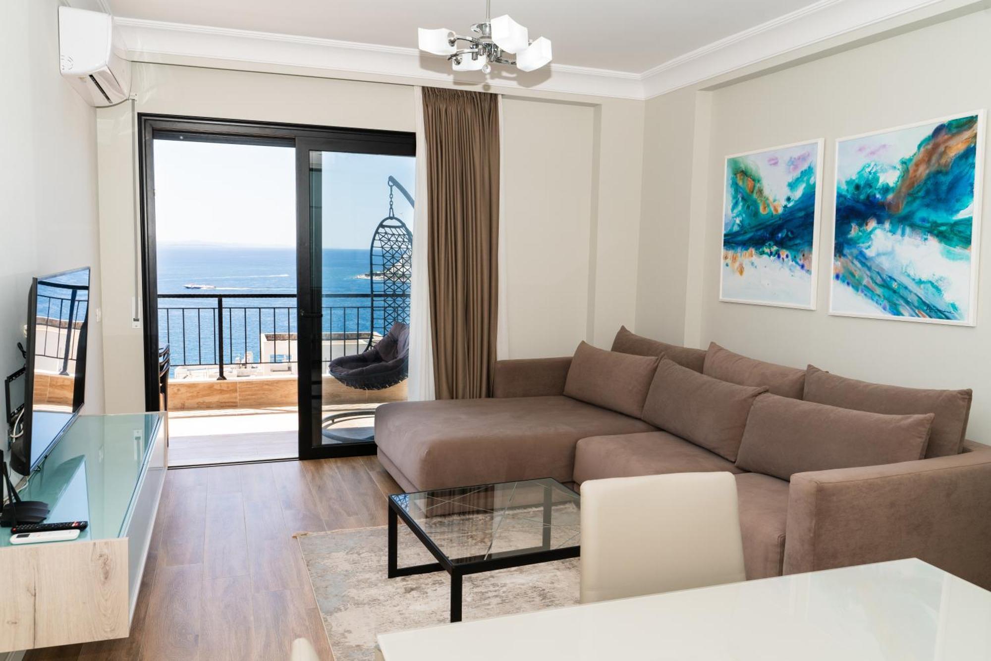 Blissful Apartments Sarandë Exteriör bild
